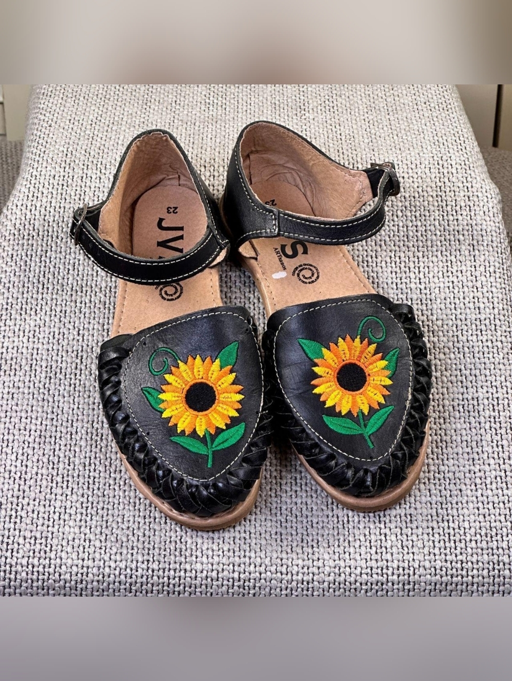 JVS Artisanal Black Sunflower Leather Sandals